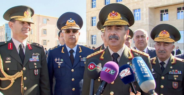 Müdafiə Nazirindən Ermənistan rejiminə layiqli cavab